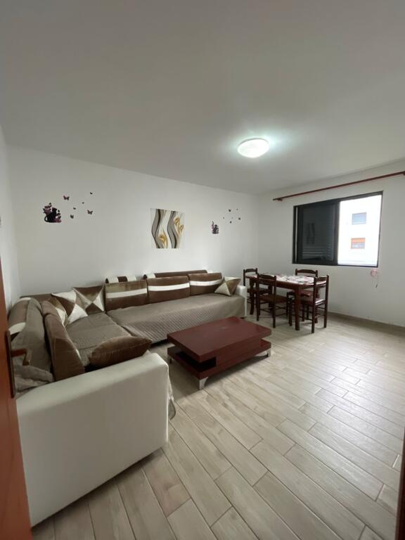  APARTAMENT ME QERA 1+1 VALA PARK DURRES