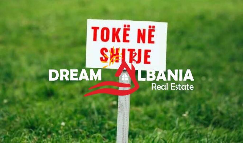 Shitet toke tek rruga Panorama e Liqenit  ne Farke  (ID 4191119)