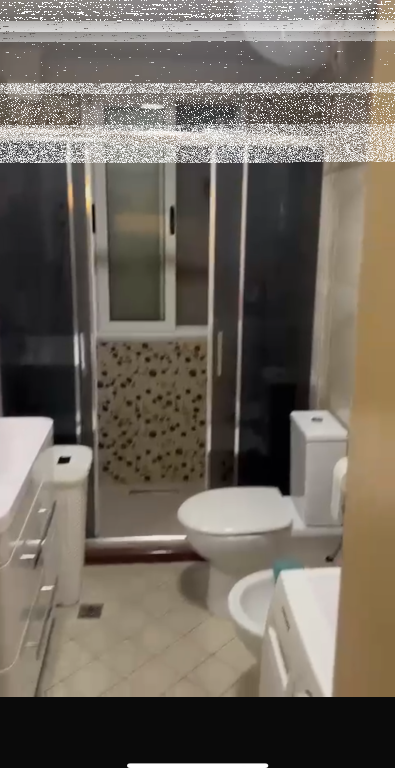 Apartment 2+1, Blackbird!