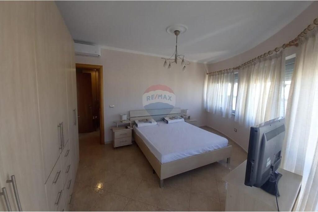 Apartament per Qira te Zogu i Zi