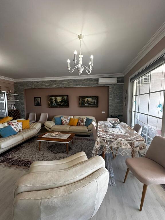 SHITET APARTAMENT ME PAMJE DETI PLEPA, TROPICAL RESORT , DURRES