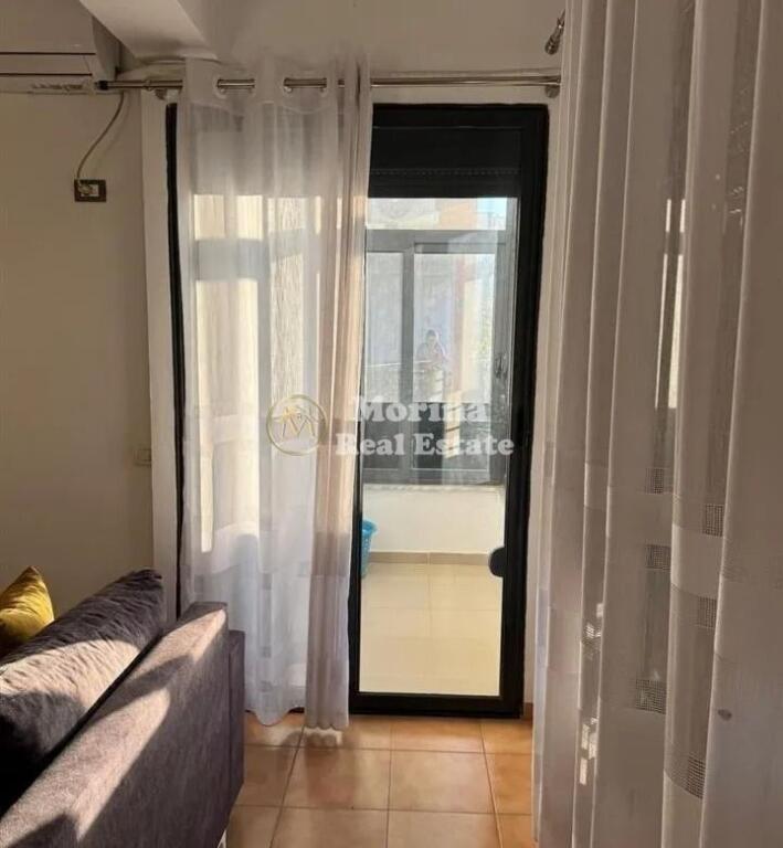 Qera, Apartament 2+1, Yzberisht, 450 euro/muaj