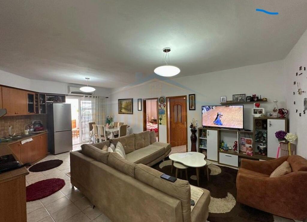 Shitet Apartament 2+1 – Don Bosko