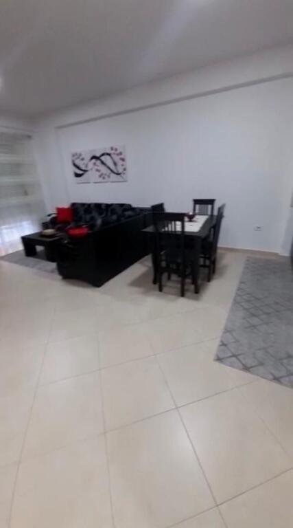 Apartament me qera 2+1 📍Misto Mame