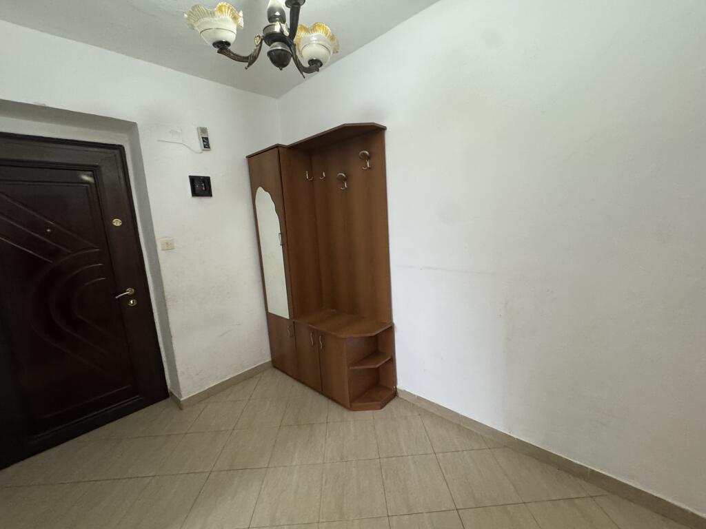 Apartament 1+1 me qera ne Kinostudio!