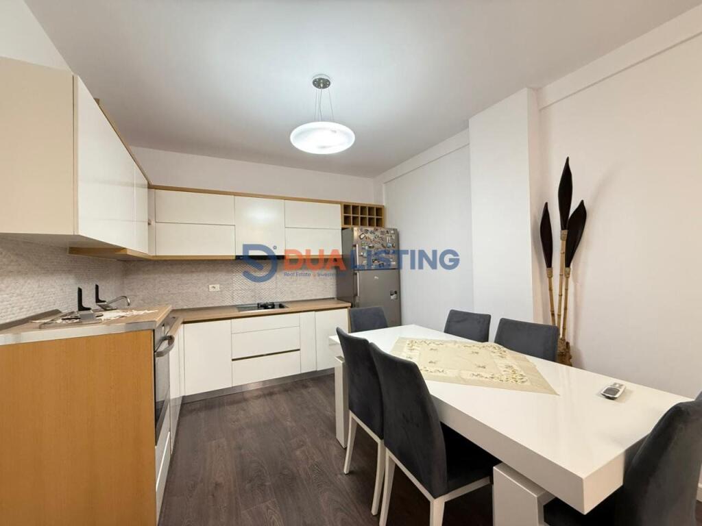 Shesim, Apartament 2+1+2 ne Astir prane Rrethit!