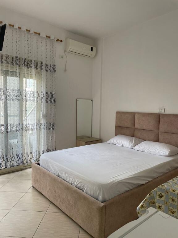 🏡 ROOM FOR RENT – Beach, Durres