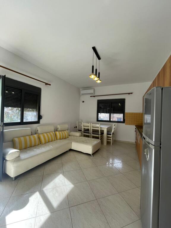 🏠 JEPET ME QERA 2+1 KATI 2 I NJE VILE 3 KATESHE MUZEU I DESHMOREVE DURRES