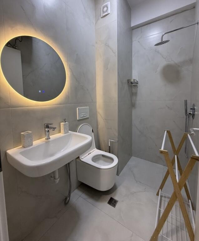 Jepet me qera apartament 1+1