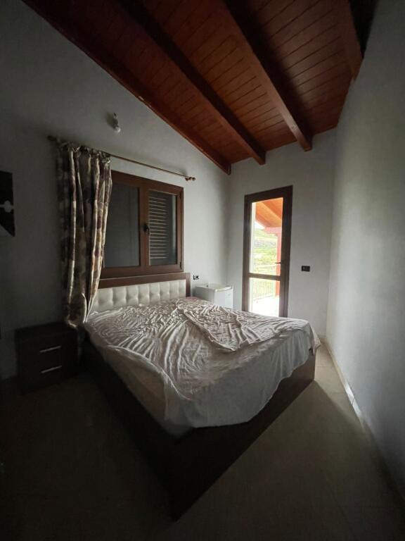 🏡 SHITET VILË 3-KATËSHE, GJIRI I LALËZT