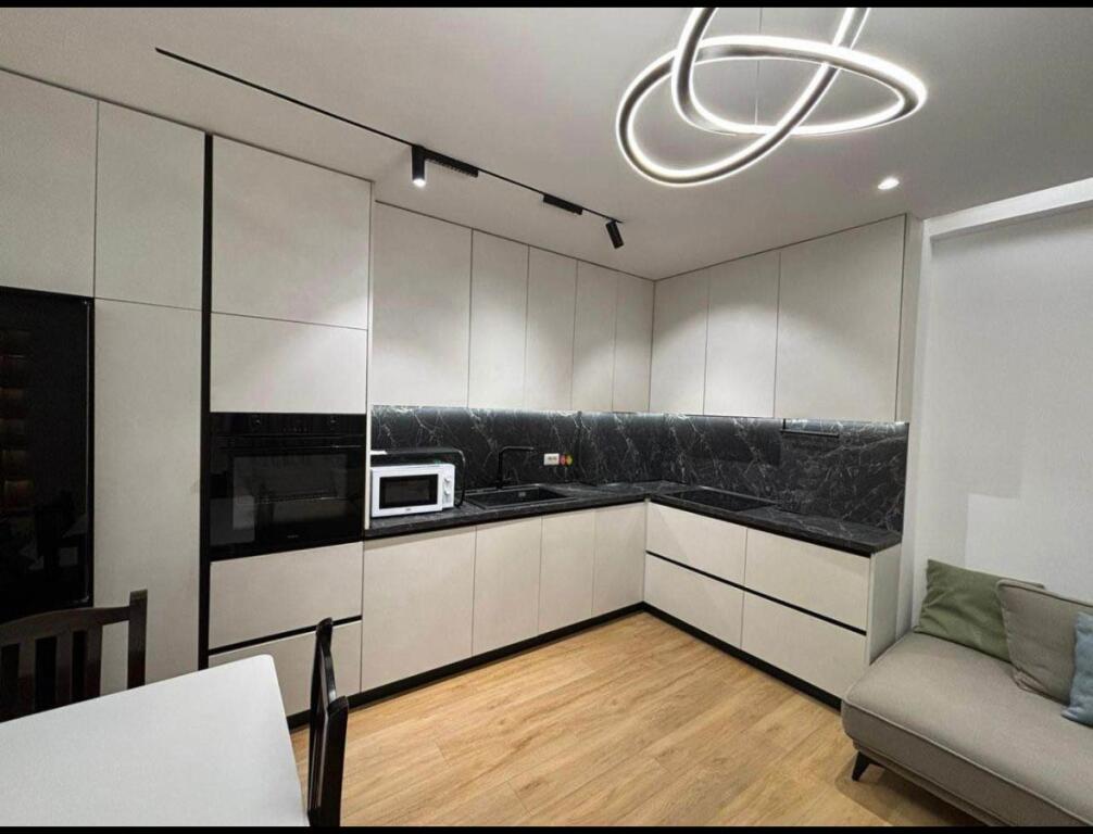 Jepet 2+1 me Qera tek 📍Ish Fusha e Aviacionit