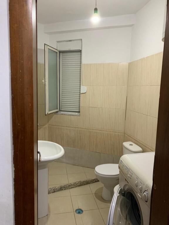 Qera, Apartament 1+1, Jordan Misja, 300 euro/muaj