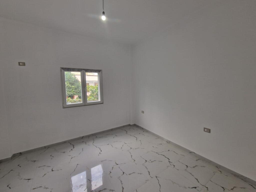 Jepet me qera apartament 1+1 ne Astir bosh
