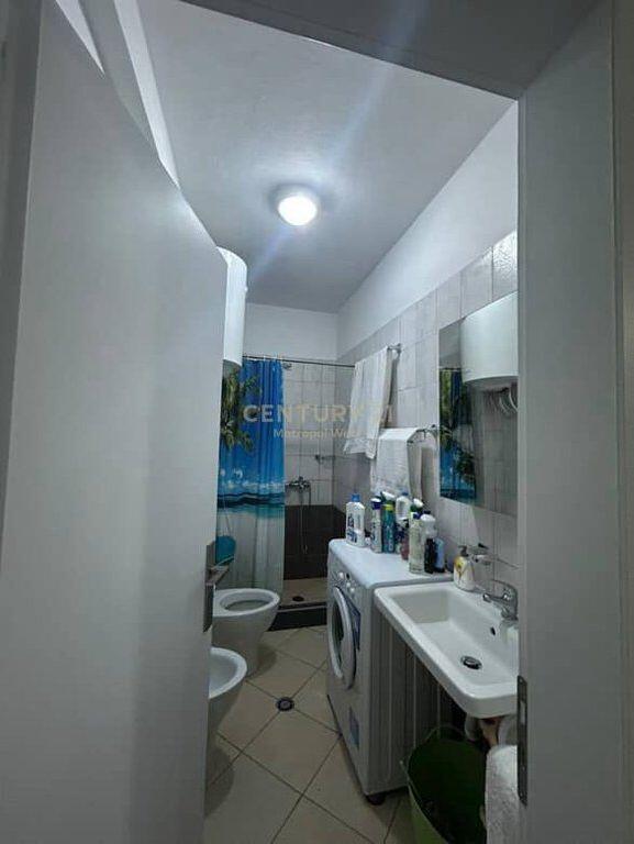 Shitet Apartament 1+1 te Shkëmbi i Kavajës, Durrës