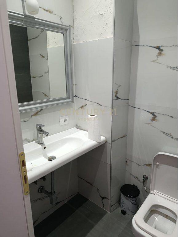 Jepet biznes me qira në Misto Mame! 900 € /Muaj