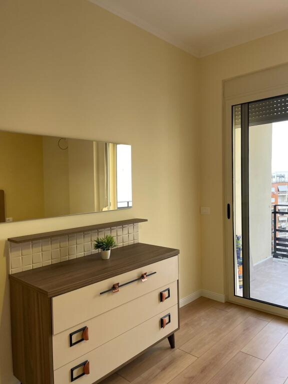 🏡 SHITET APARTAMENT 2+1 + BALLKON ILIRIA PLAZH DURRES