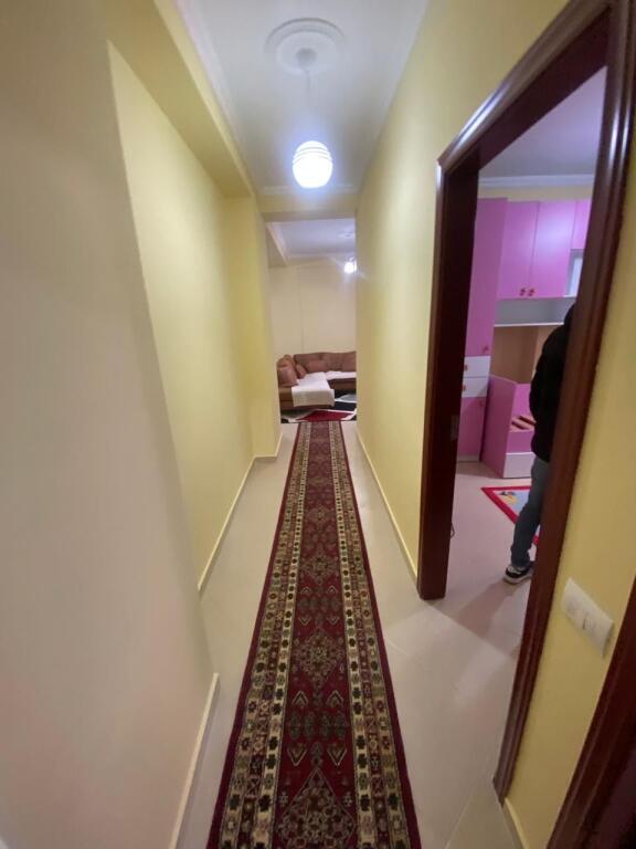 Jepet Me Qera Apartament 2+1+2 Tualete + 1 Ballkon