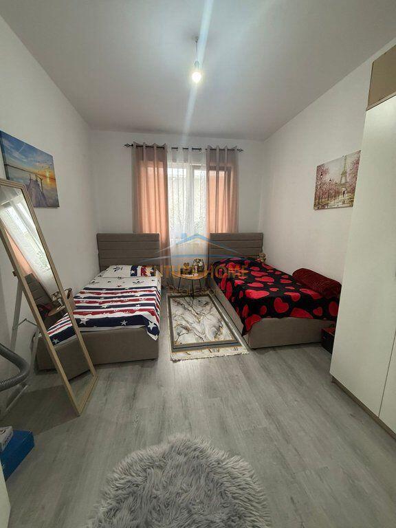 For sale, Apartment 2+1, Univers City Complex, Tirana.