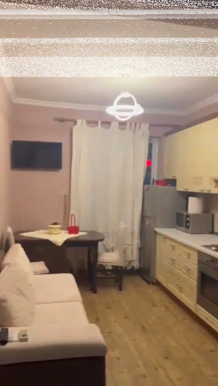 Apartment 2+1, Blackbird!