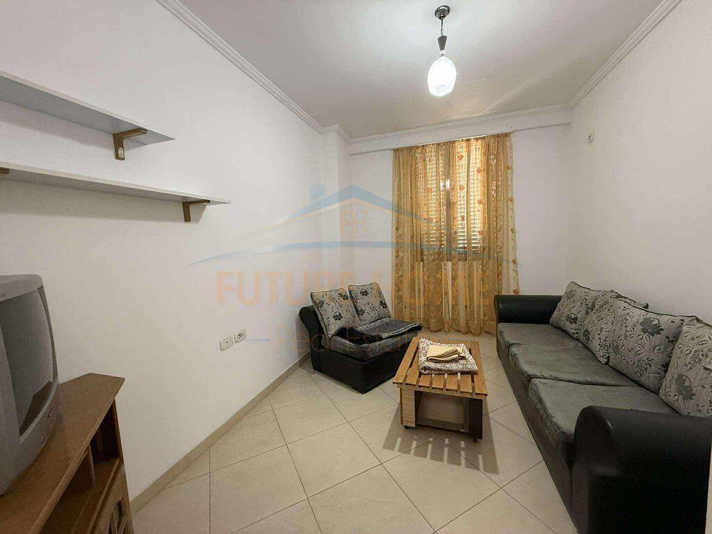 Qera, Apartament 2+1+2, Prane Ardenos. 450 €,UNA56884