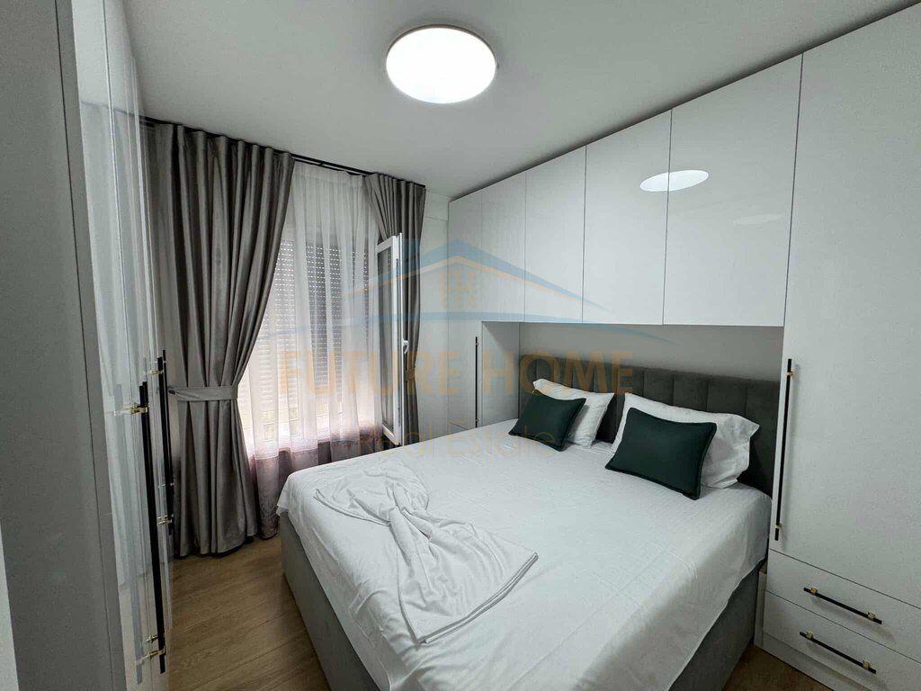 Shitet, Apartament 1+1, prane Xhamise, Selitë