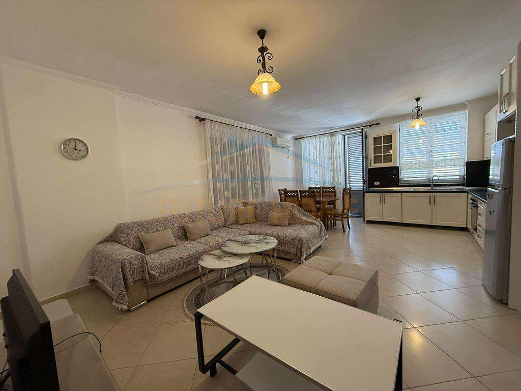 Qera, Apartament 2+1+2, Prane Ardenos. 450 €,UNA56884