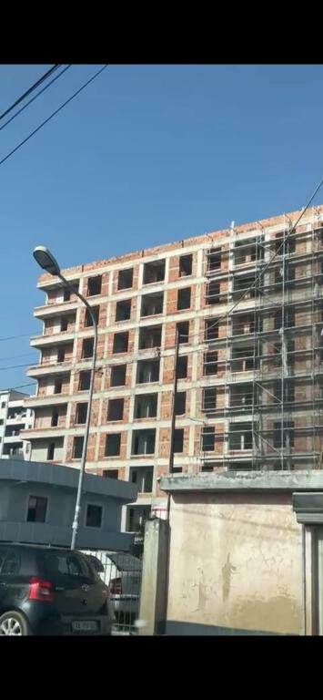 Apartment 2+1 for sale Kamez