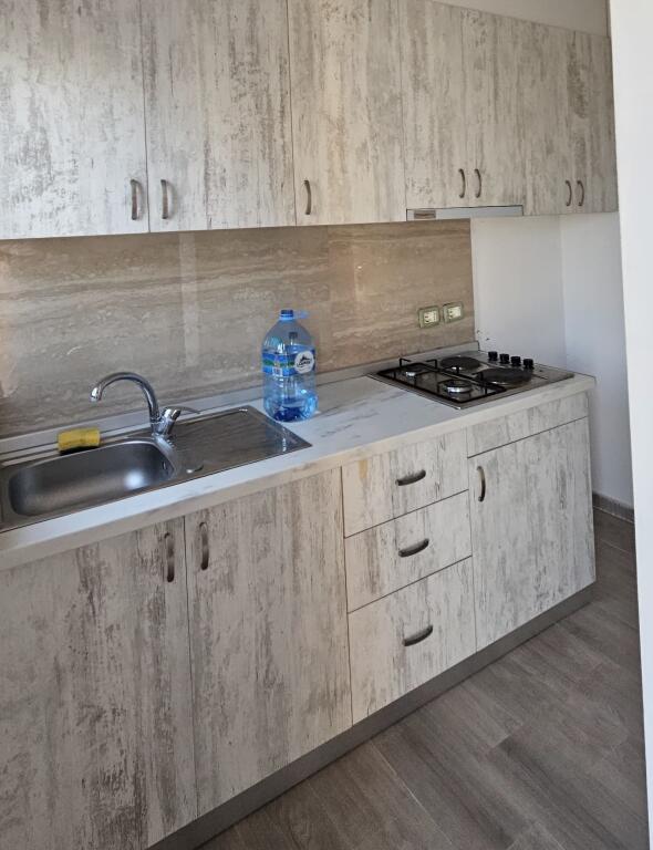 SHITET APARTAMENT OKAZION MALI ROBIT, GOLEM