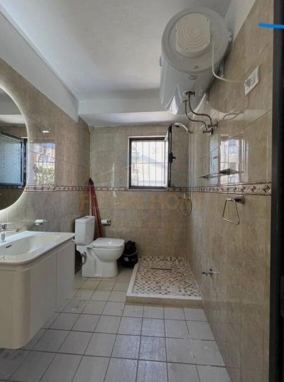 Shitet Apartament 2+1 – Oxhaku