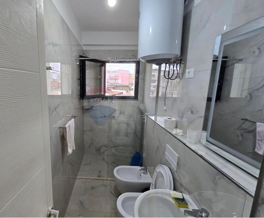 Appartamento 1+1 - scuola di balletto