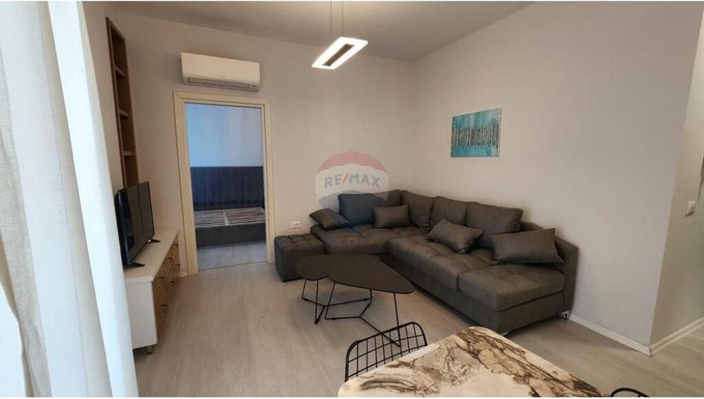 Apartament Modern 1+1, per qira te River R. 1.