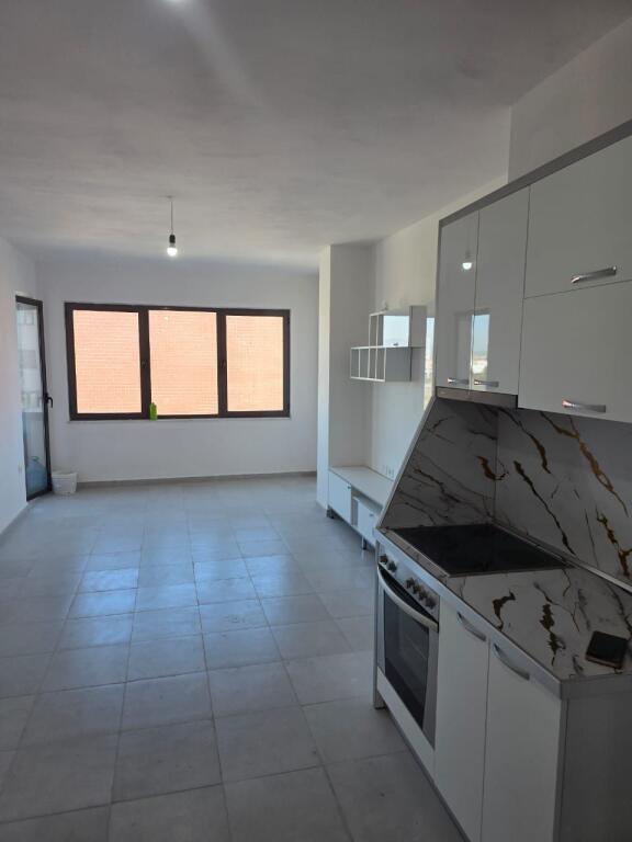 🏡 Shitet Apartament 1+1 Ngjitur me Casa Italia, Tirane