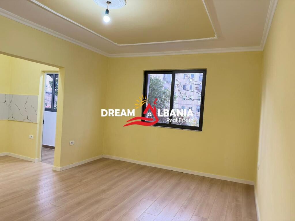 Apartament 1+1 per shitje tek Shkolla Bajram Curri (ID 4119449)
