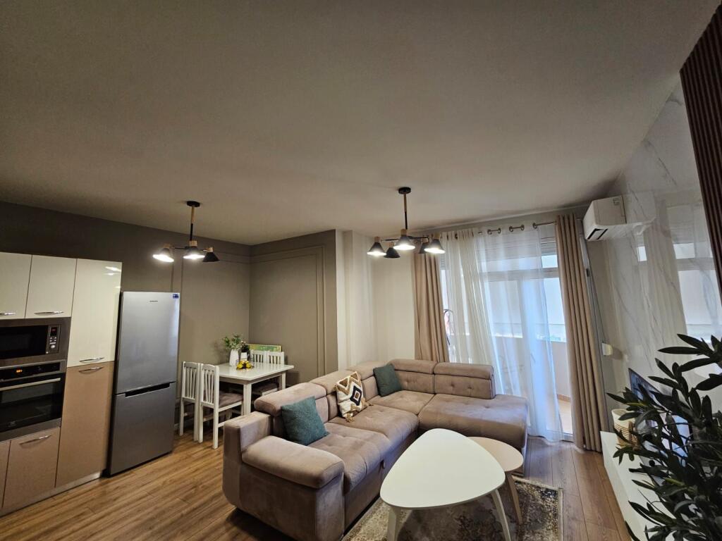 Super apartment 2+1+2 for rent at Mulliri Rr Elbasani