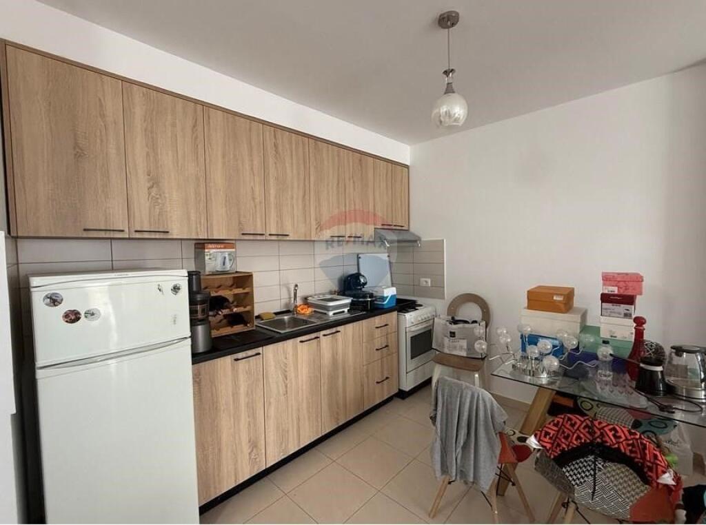 Apartament - Për Shitje - Qyteti Studenti, Tiranë !!! (ID: 530181070-349)