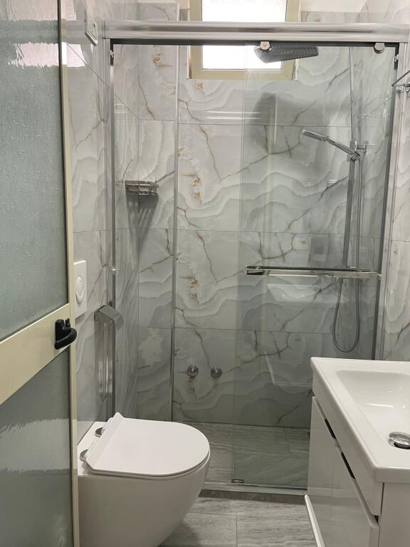 🏡 ROOM FOR RENT – Beach, Durres