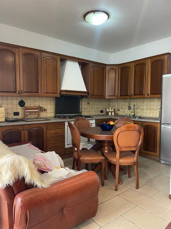 🏡 SHITET APARTAMENT 3+1+2+3 BALLKONE ILIRIA PLAZH DURRES