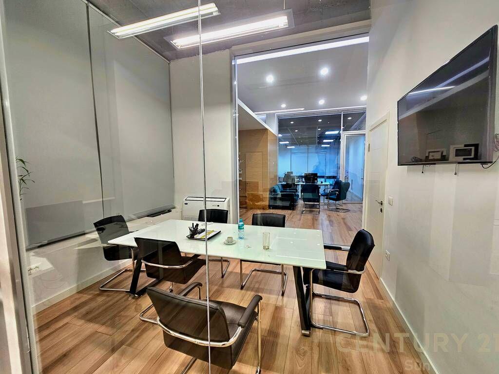 Commercial Space/Office for Rent – Near the Artificial Lake