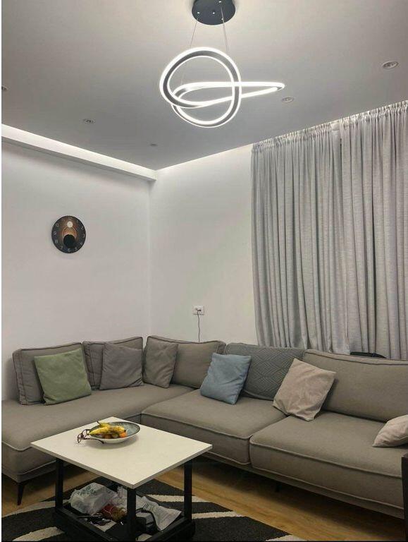 Apartament 2+1 Me Qira në Ish Fusha e Aviacionit, Tiranë