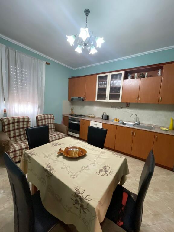 APARTAMENT ME QERA 2+1 – Plazh, pranë Ures Dalanit, Durrës