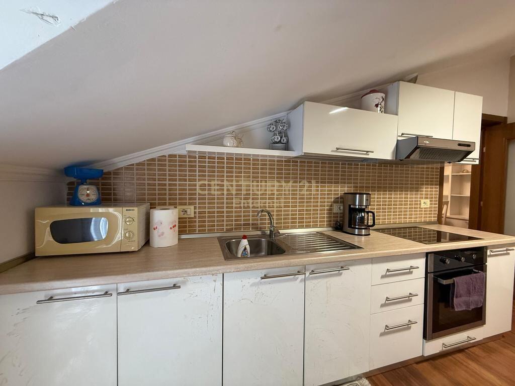 Apartament 1+1 Me Qira prane Ambasades Amerikane 500 € /Muaj