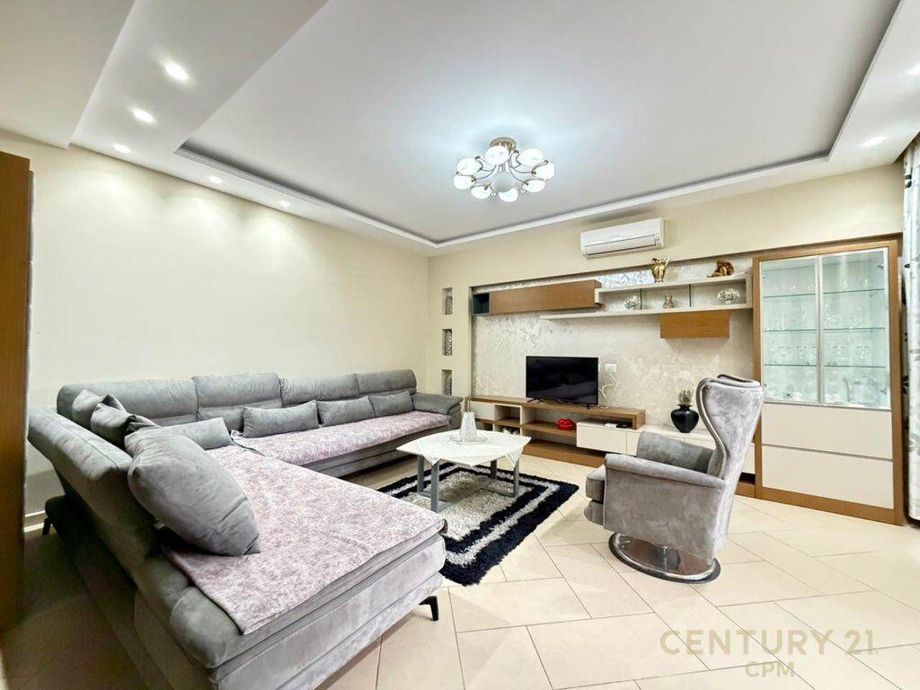 APARTAMENT 2+1 PER QIRA TEK LIQENI THATE! 650 € /Muaj