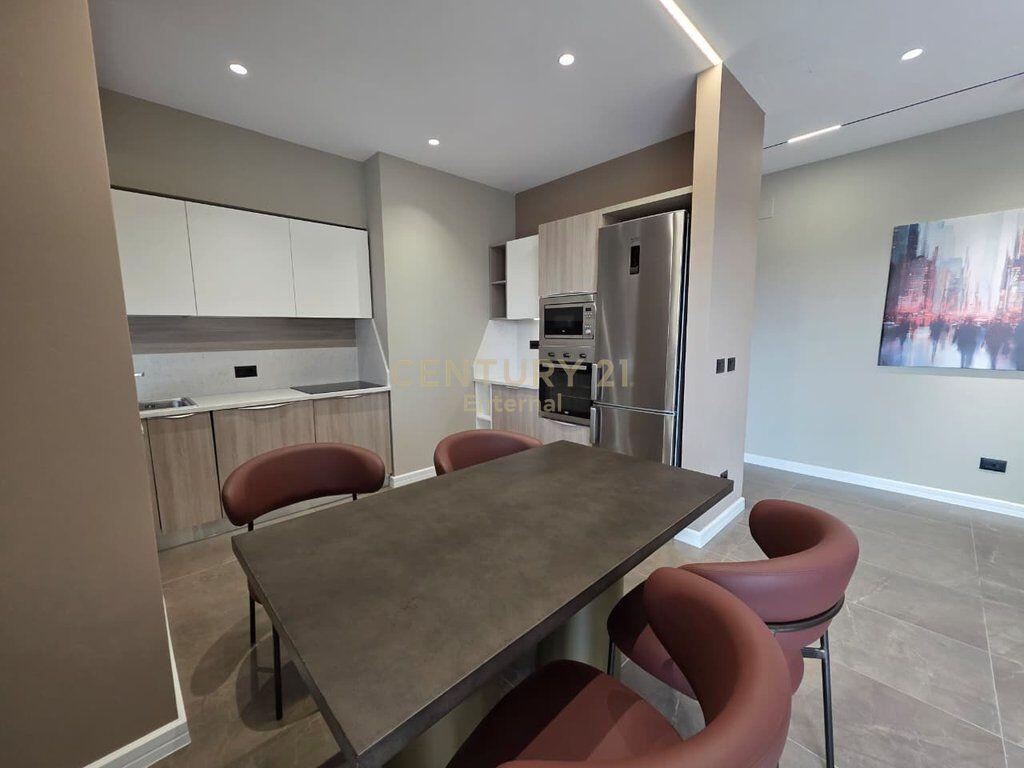 Appartamento 2+1+2+Posto Auto in affitto presso Ambassador 3