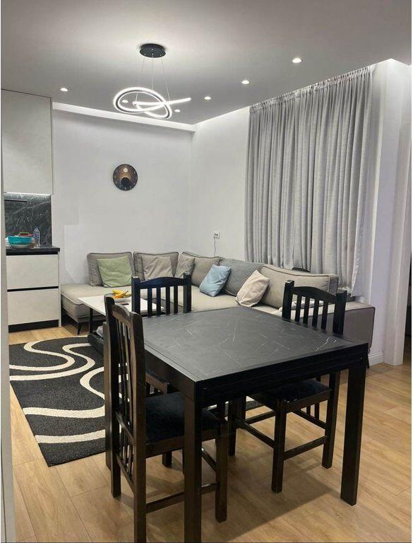 Apartament 2+1 Me Qira në Ish Fusha e Aviacionit, Tiranë