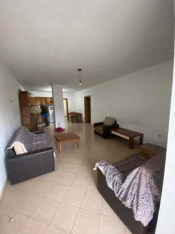 Affittasi Appartamento 2+1+2 Bagni +1 Balcone