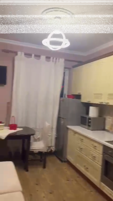 Apartment 2+1, Blackbird!