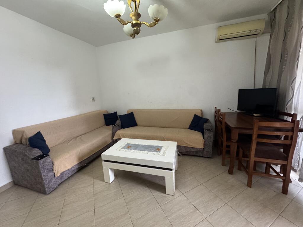 Apartament 1+1 me qera ne Kinostudio!