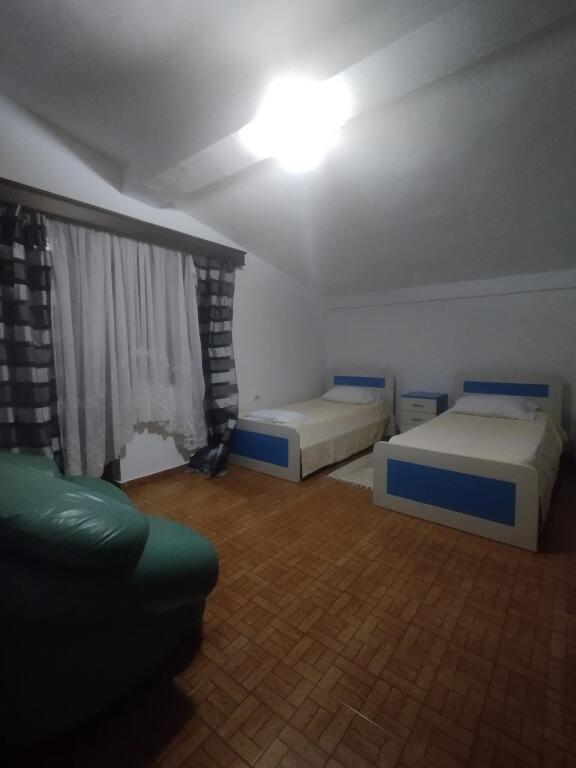 Apartament me qera 2+1 📍Rruga Besa