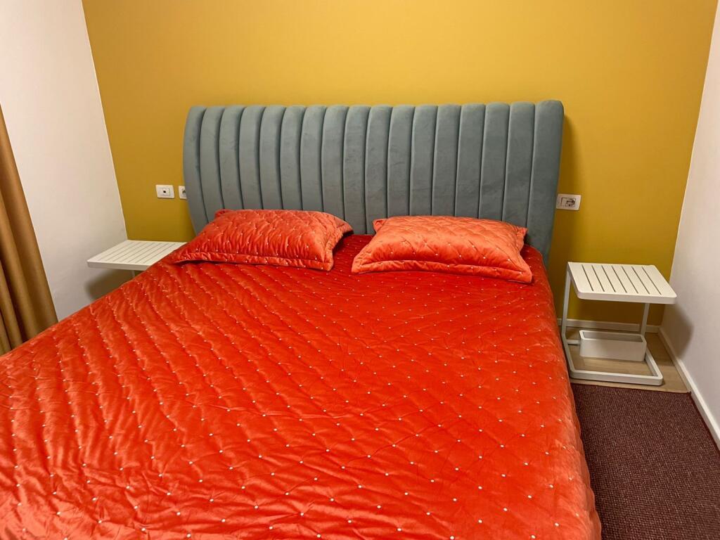 For rent 3+3 +parking touch of the sun complex 1500 eu