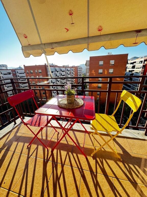 Apartament 2+1,Rruga e Kavajes(Globe)!